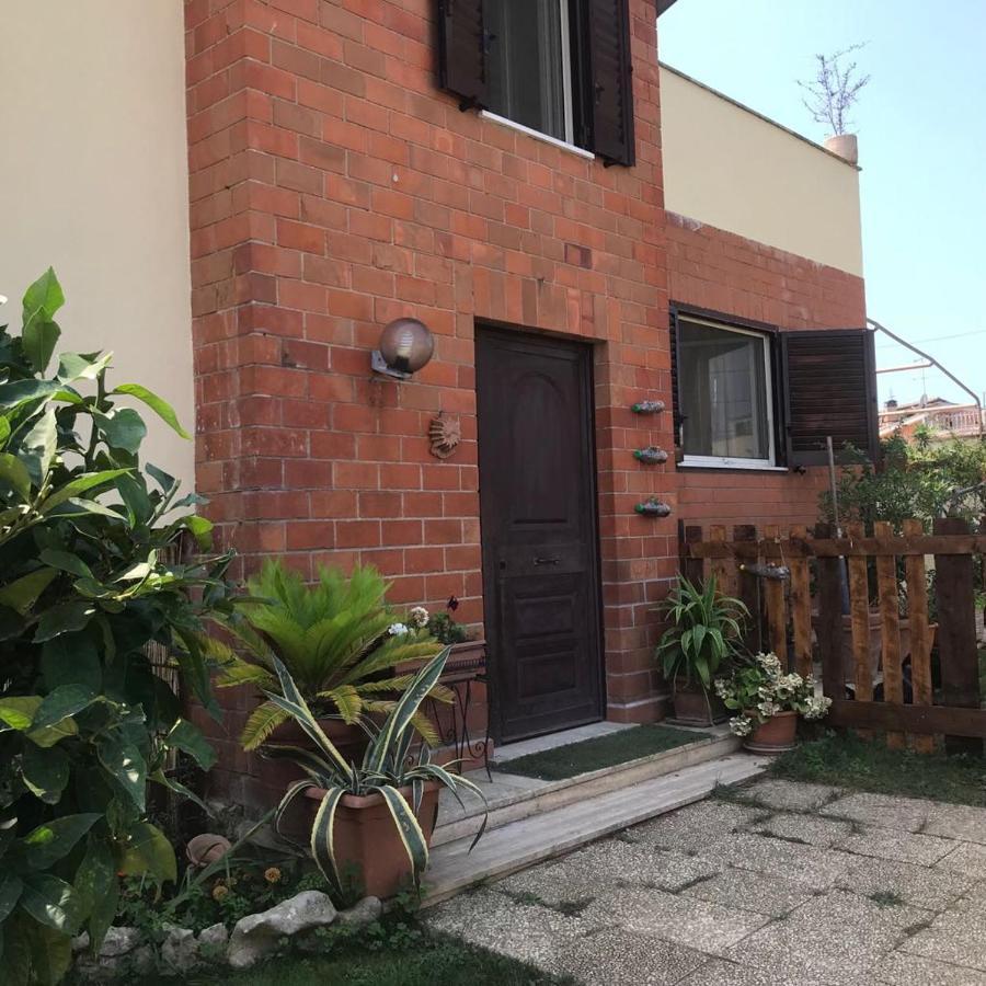 Mirella'S House Viaverona Ardea Luaran gambar